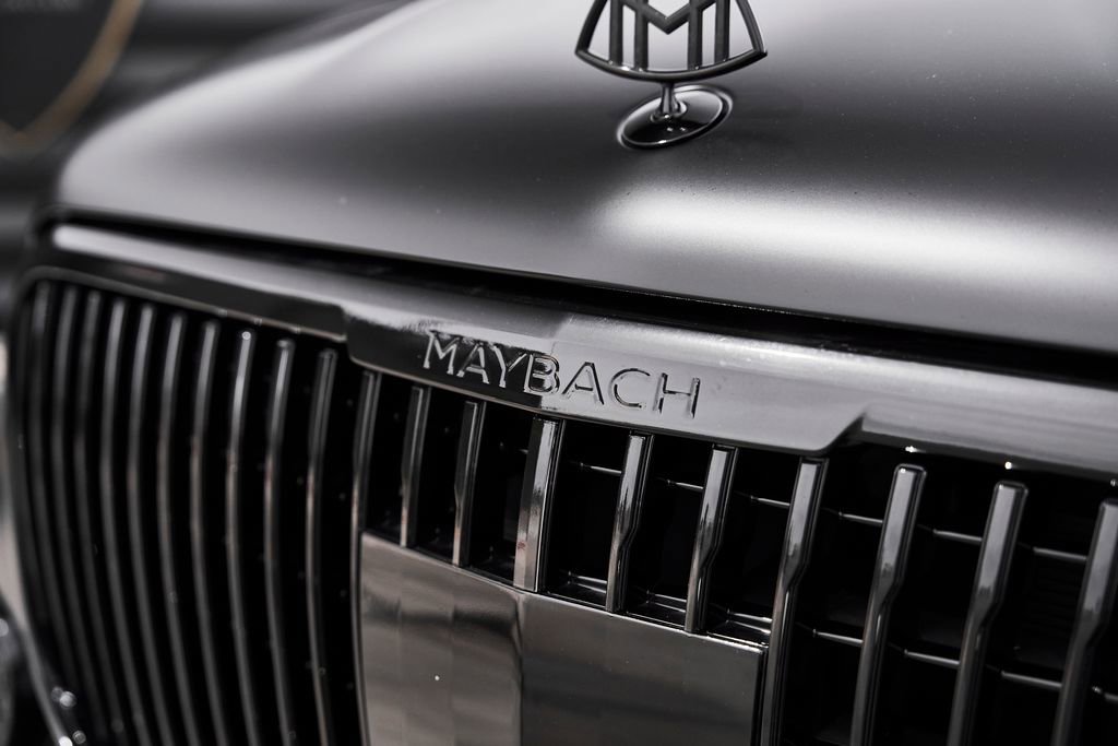 Used 2024 Mercedes-Benz Maybach GLS 600 4MATIC image 8