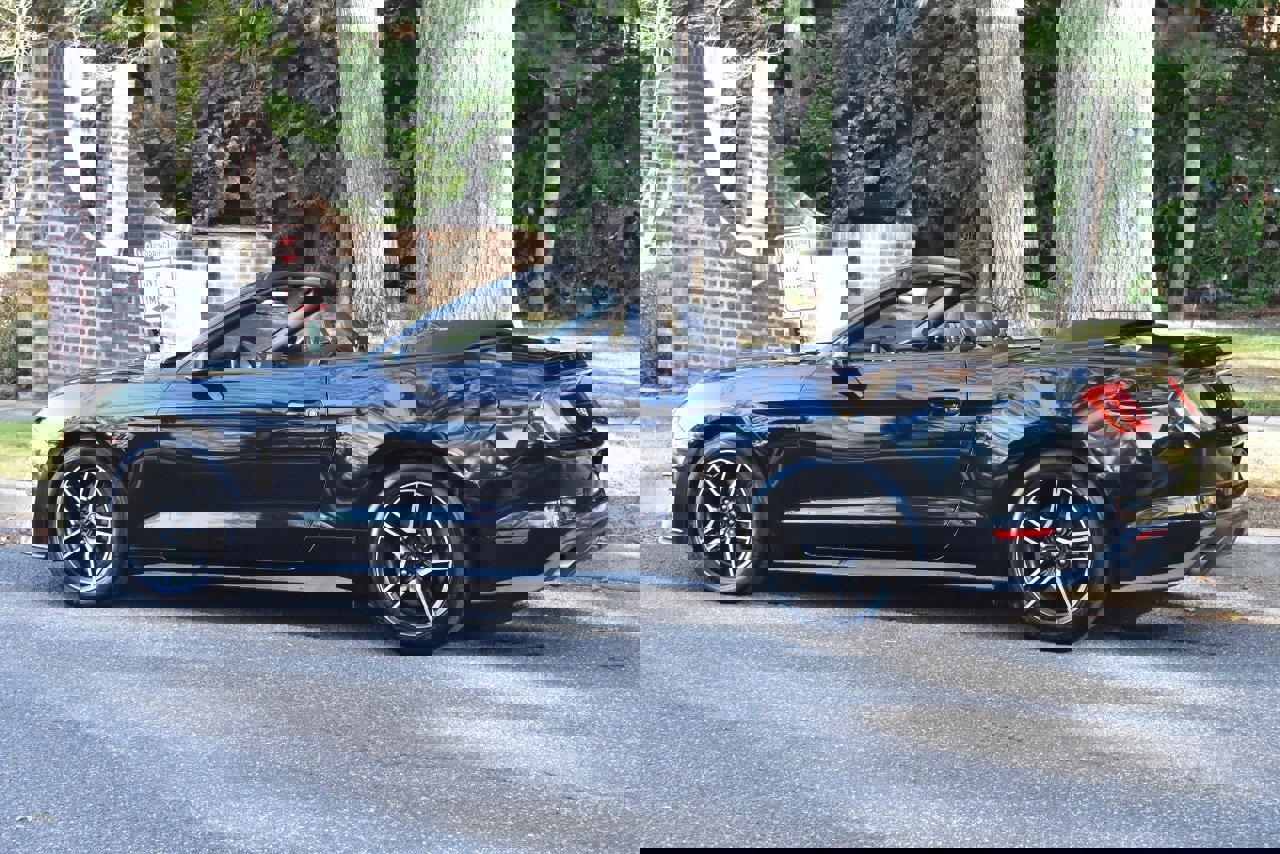 Used 2019 Ford Mustang Premium image 5