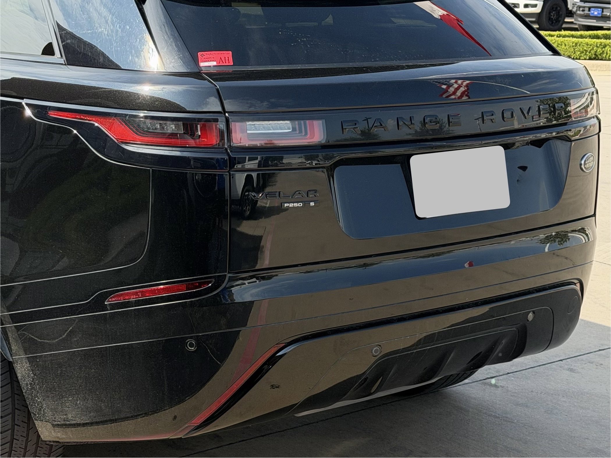 Used 2020 Land Rover Range Rover Velar R-Dynamic S AWD/4WD image 7