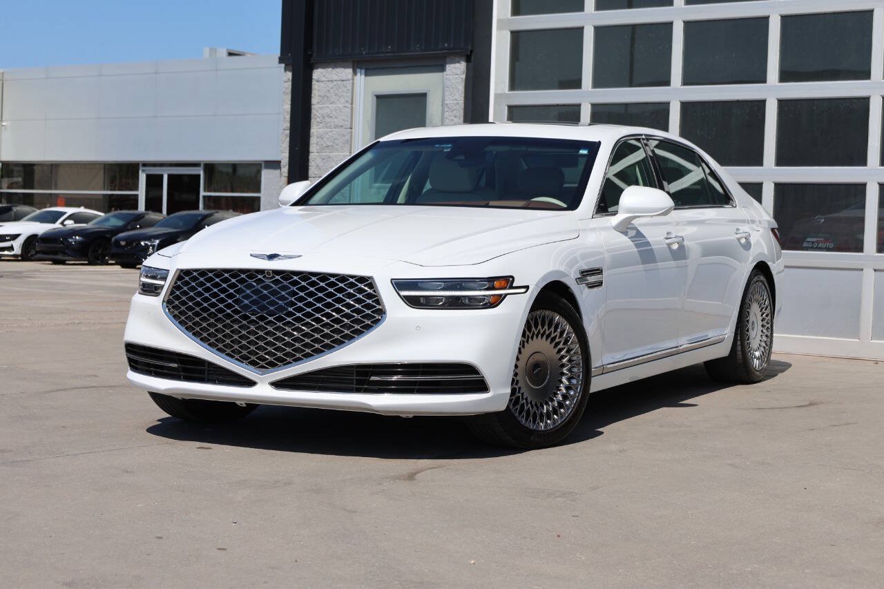 Used 2020 Genesis G90 3.3T Premium AWD/4WD image 3