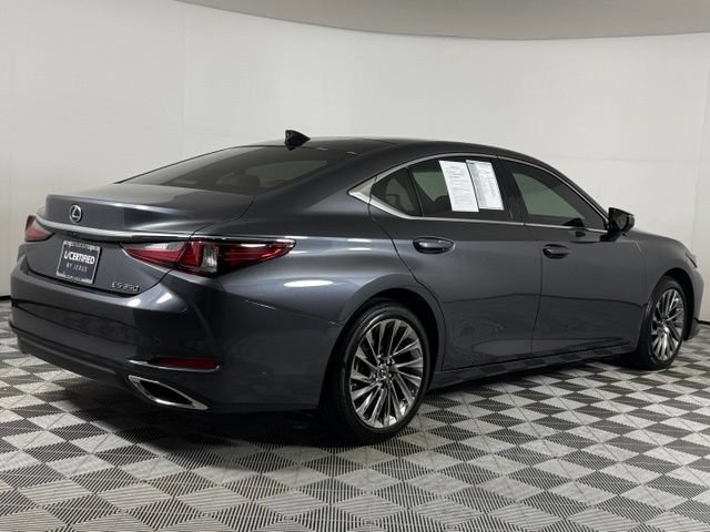 Used 2025 Lexus ES 350 Ultra Luxury w/ Accessory Package (Z2) FWD image 9