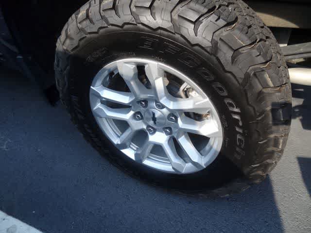Used 2023 Chevrolet Silverado 1500 RST AWD/4WD image 23