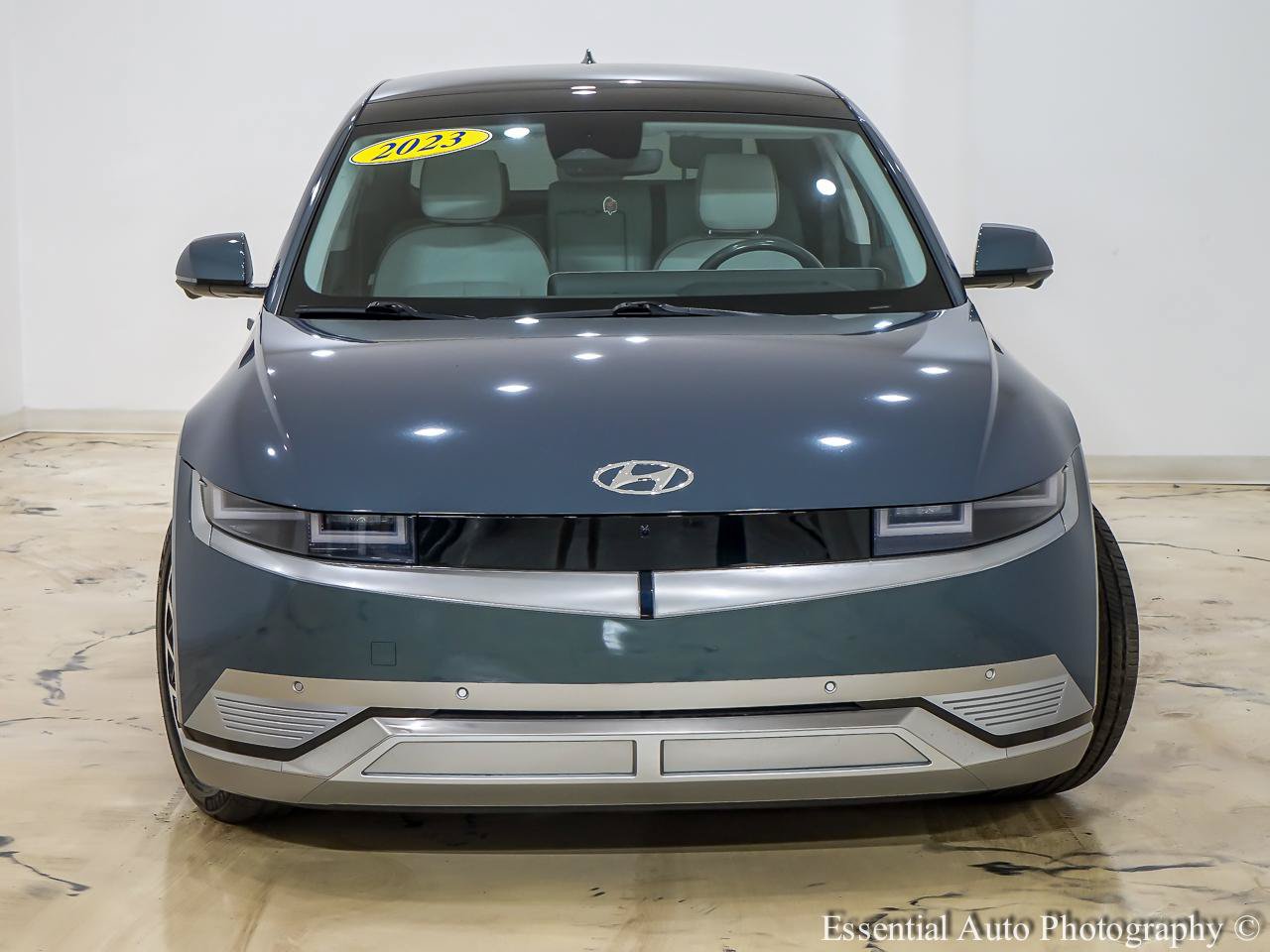 Used 2023 Hyundai Ioniq 5 Limited w/ Cargo Package AWD/4WD image 5