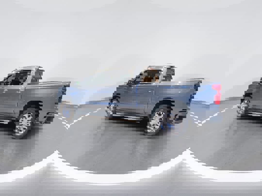 Used 2019 Chevrolet Silverado 1500 High Country w/ Technology Package image 6