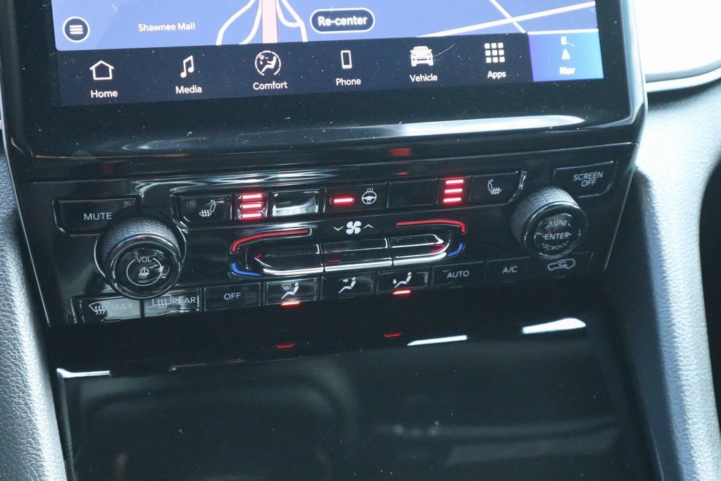 New 2025 Jeep Grand Cherokee Limited image 8