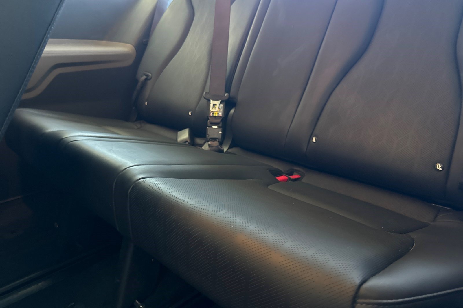 Used 2026 Kia Carnival FWD image 26