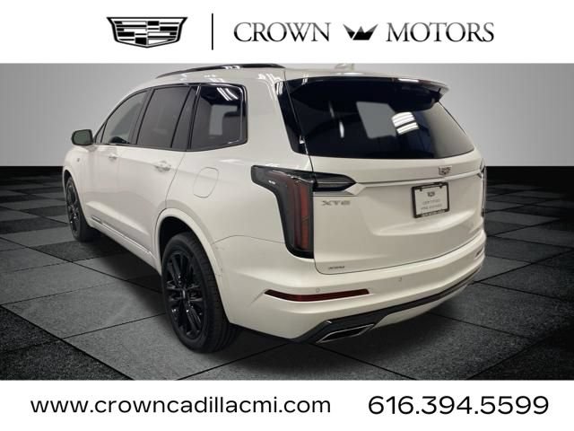 Certified 2023 Cadillac XT6 Sport w/ Technology Package AWD/4WD image 4