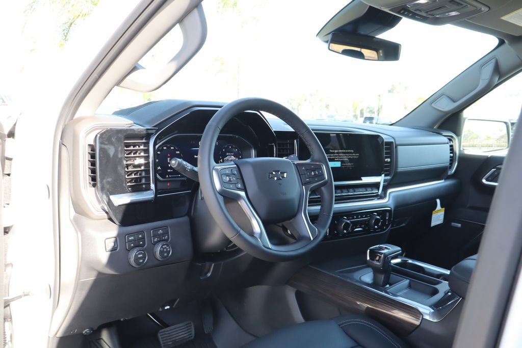 New 2026 Chevrolet Silverado 1500 RST w/ Convenience Package II AWD/4WD image 13