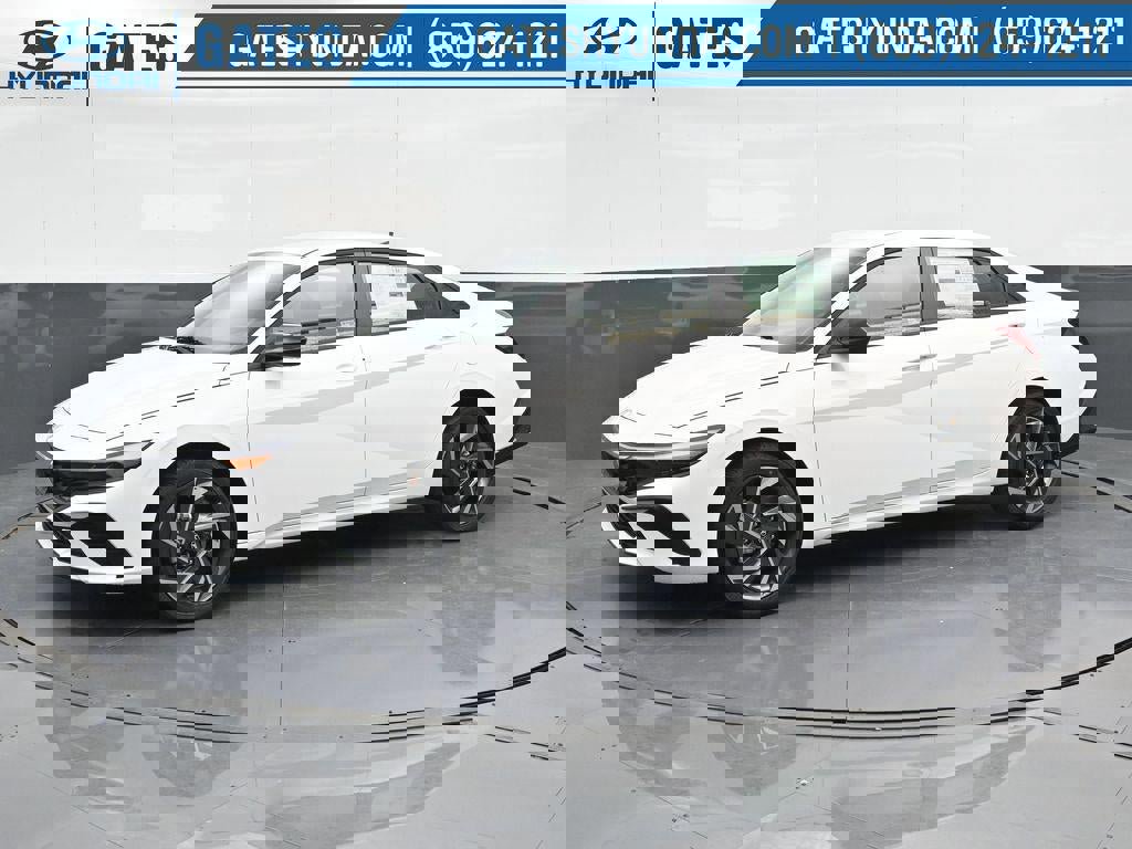 New 2025 Hyundai Elantra Sport image 7
