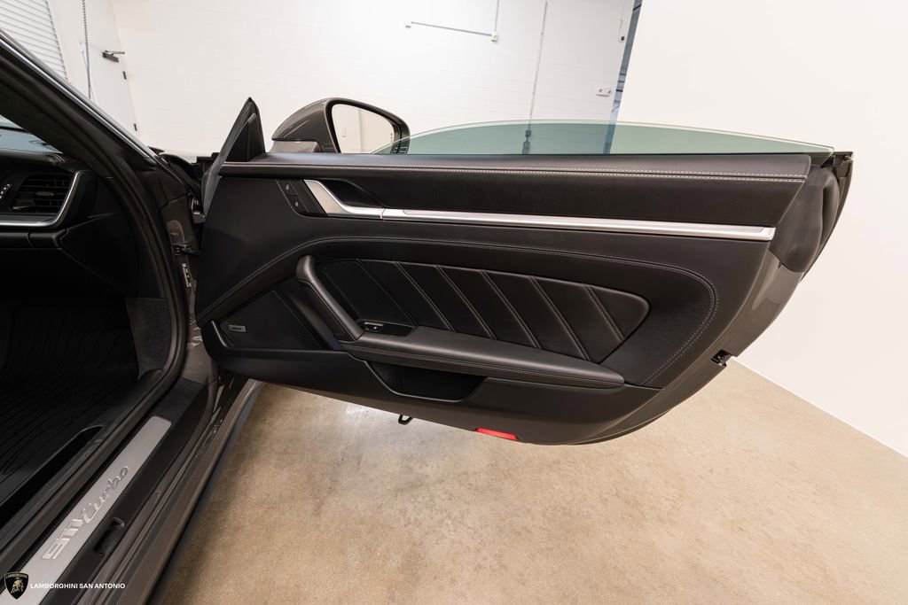 Used 2022 Porsche 911 Turbo AWD/4WD image 28