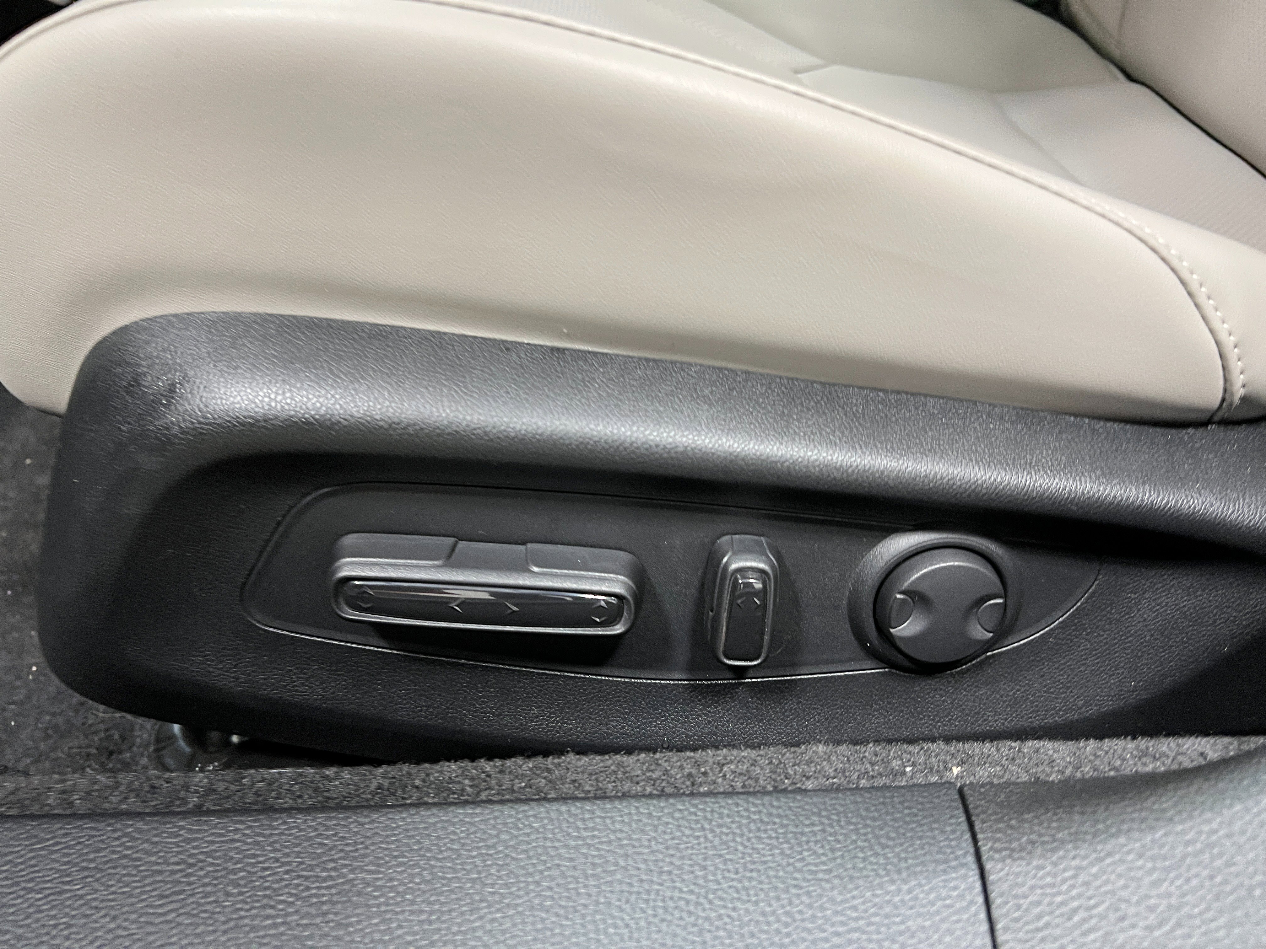 New 2025 Honda Accord EX-L image 13