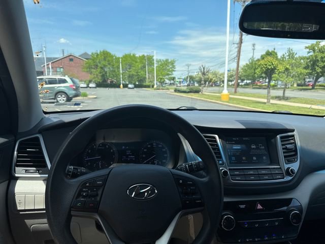 Used 2018 Hyundai Tucson SEL AWD/4WD image 16