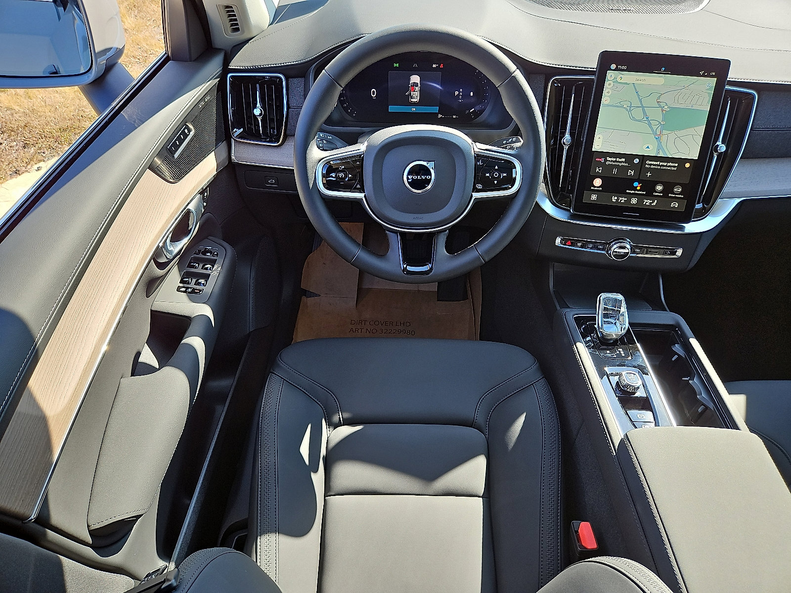 New 2026 Volvo XC90 B6 Plus w/ Protection Package Premier image 8