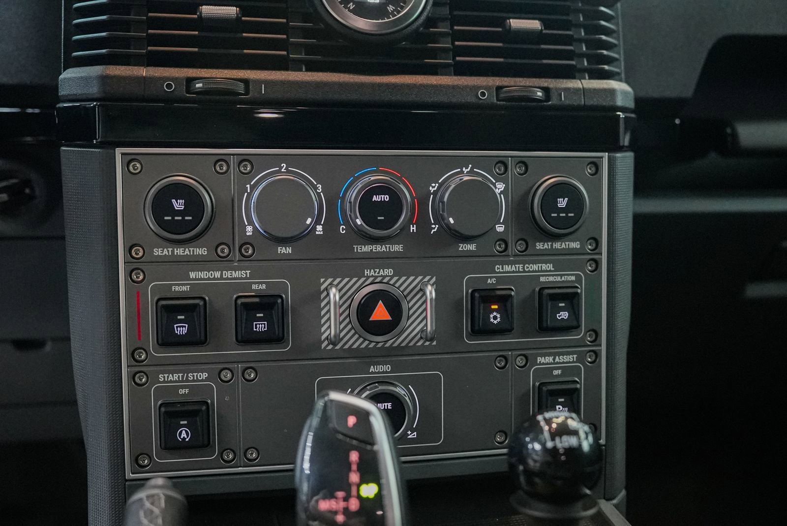 Used 2024 INEOS Grenadier Fieldmaster Edition AWD/4WD image 28