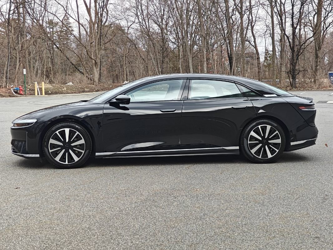 Used 2024 Lucid Air Pure image 6