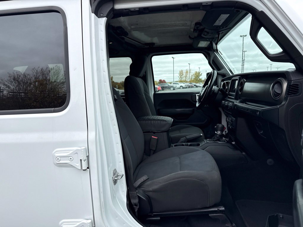 Used 2019 Jeep Wrangler Unlimited Sport S AWD/4WD image 11