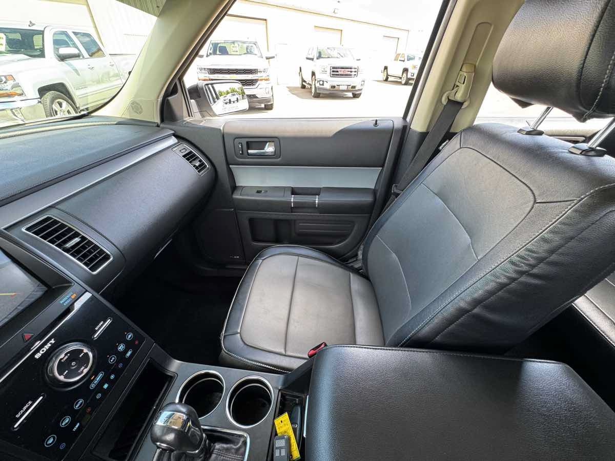 Used 2014 Ford Flex Limited w/ Appearance Package FWD image 34