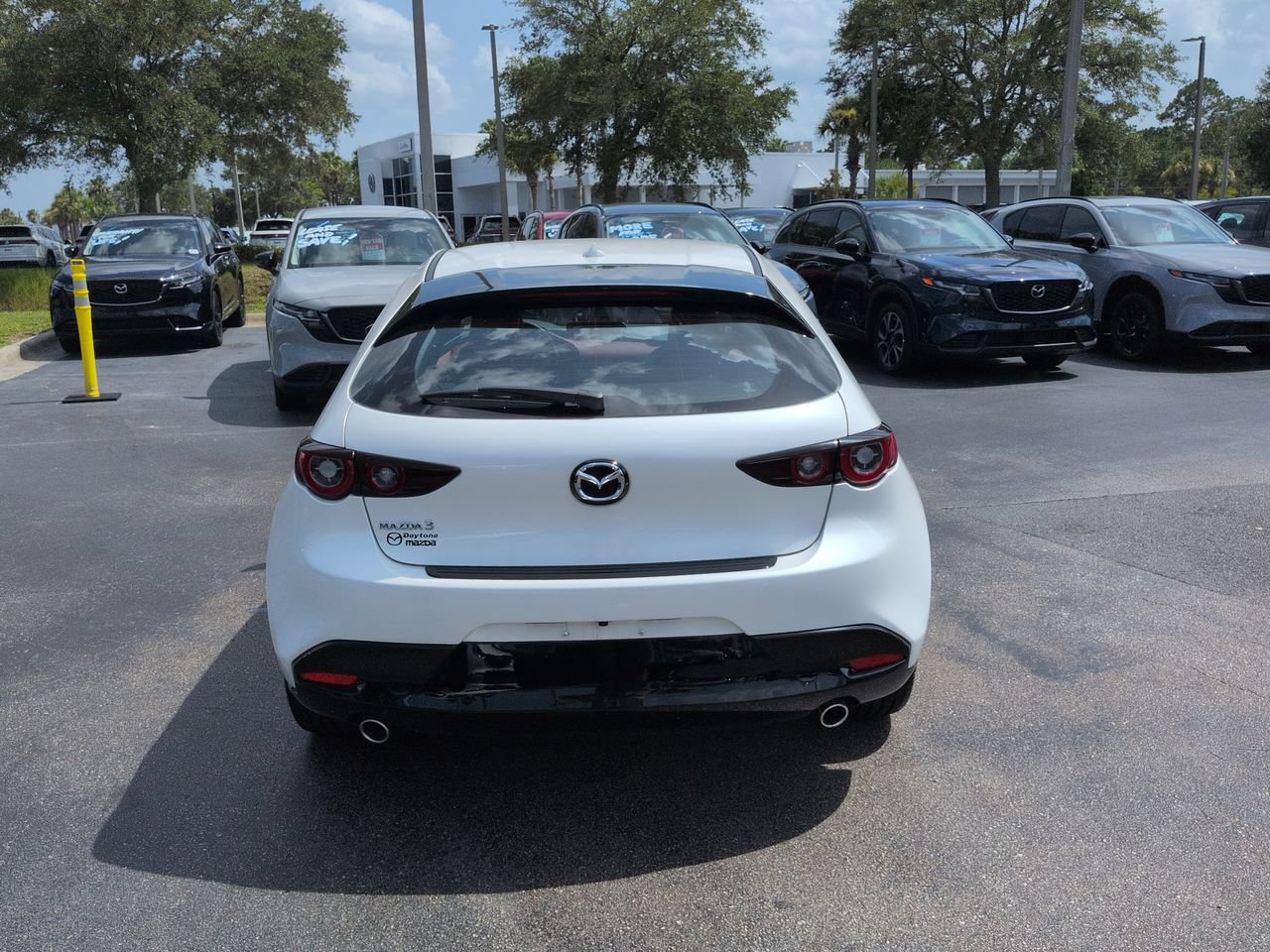 New 2026 MAZDA MAZDA3 2.5 S Hatchback w/ Premium Pkg FWD image 5