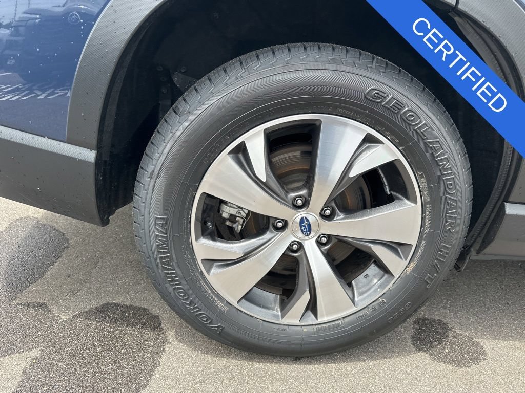 Certified 2025 Subaru Ascent Premium AWD/4WD image 32