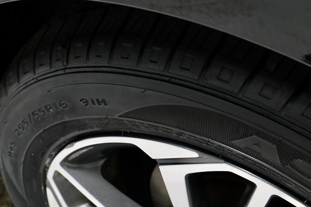 Used 2023 Kia Forte LXS FWD image 19