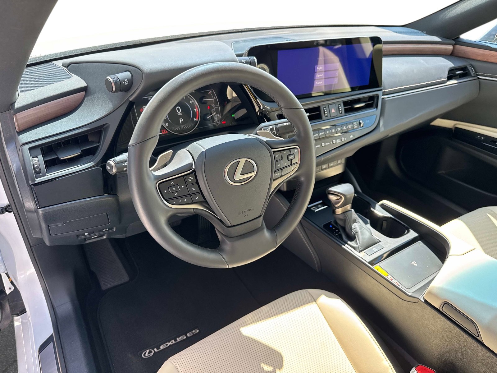 Used 2025 Lexus ES 350 w/ Premium Package FWD image 21