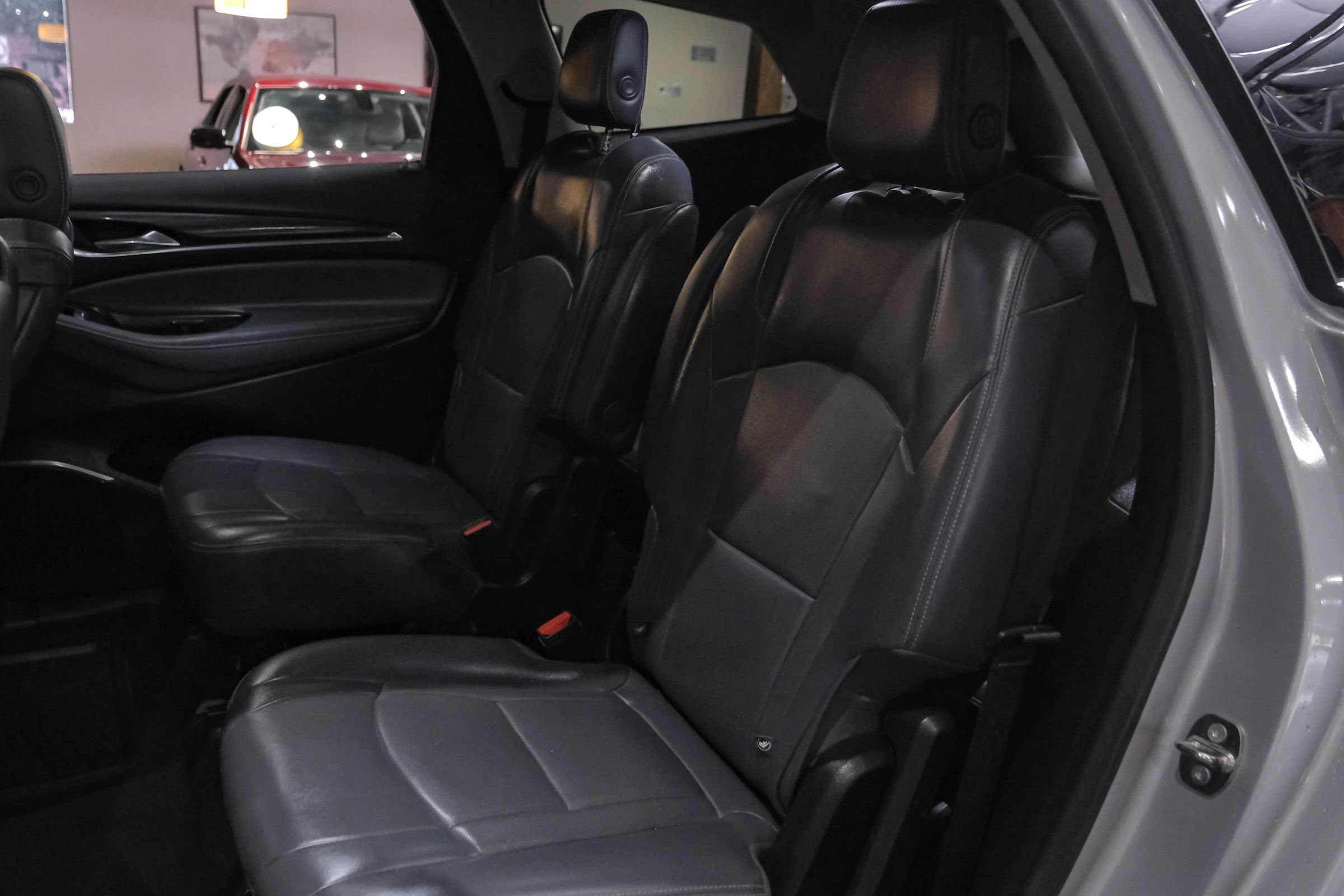 Used 2018 Buick Enclave Premium w/ Experience Buick Package image 36