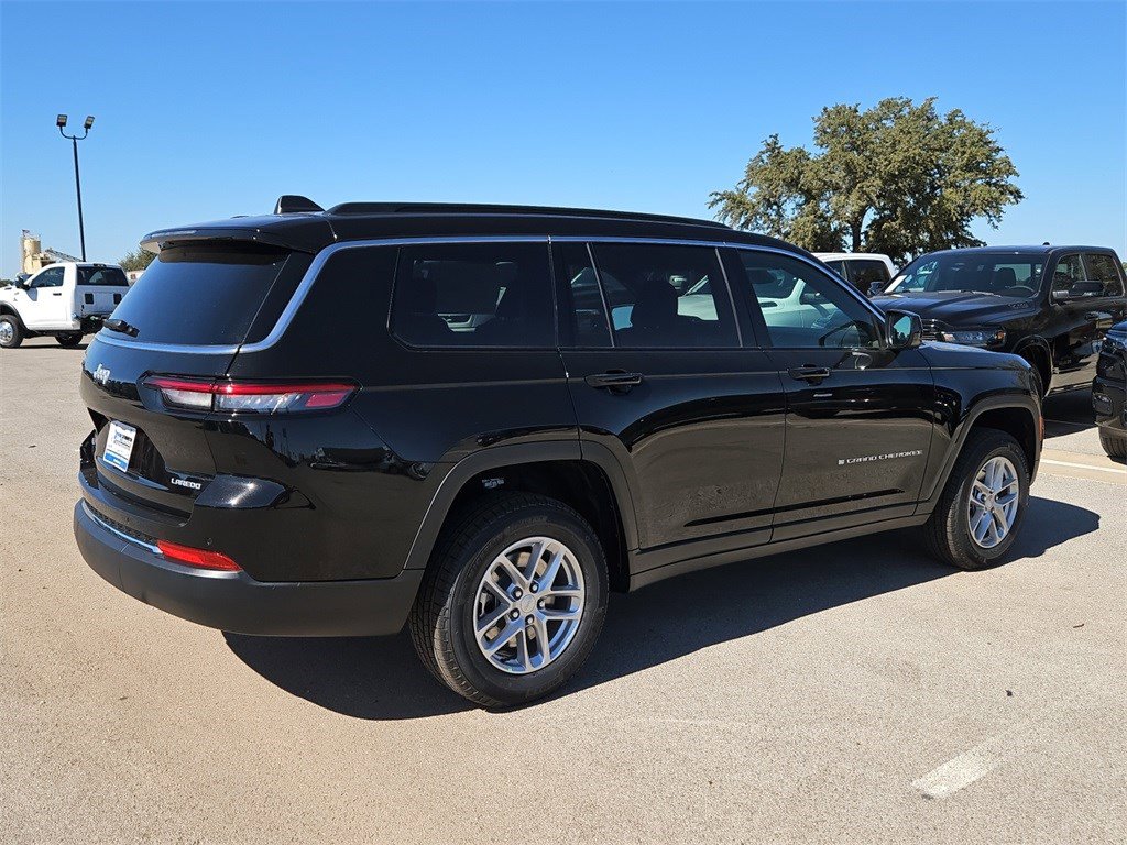 New 2025 Jeep Grand Cherokee L Laredo w/ Luxury Tech Group I image 7