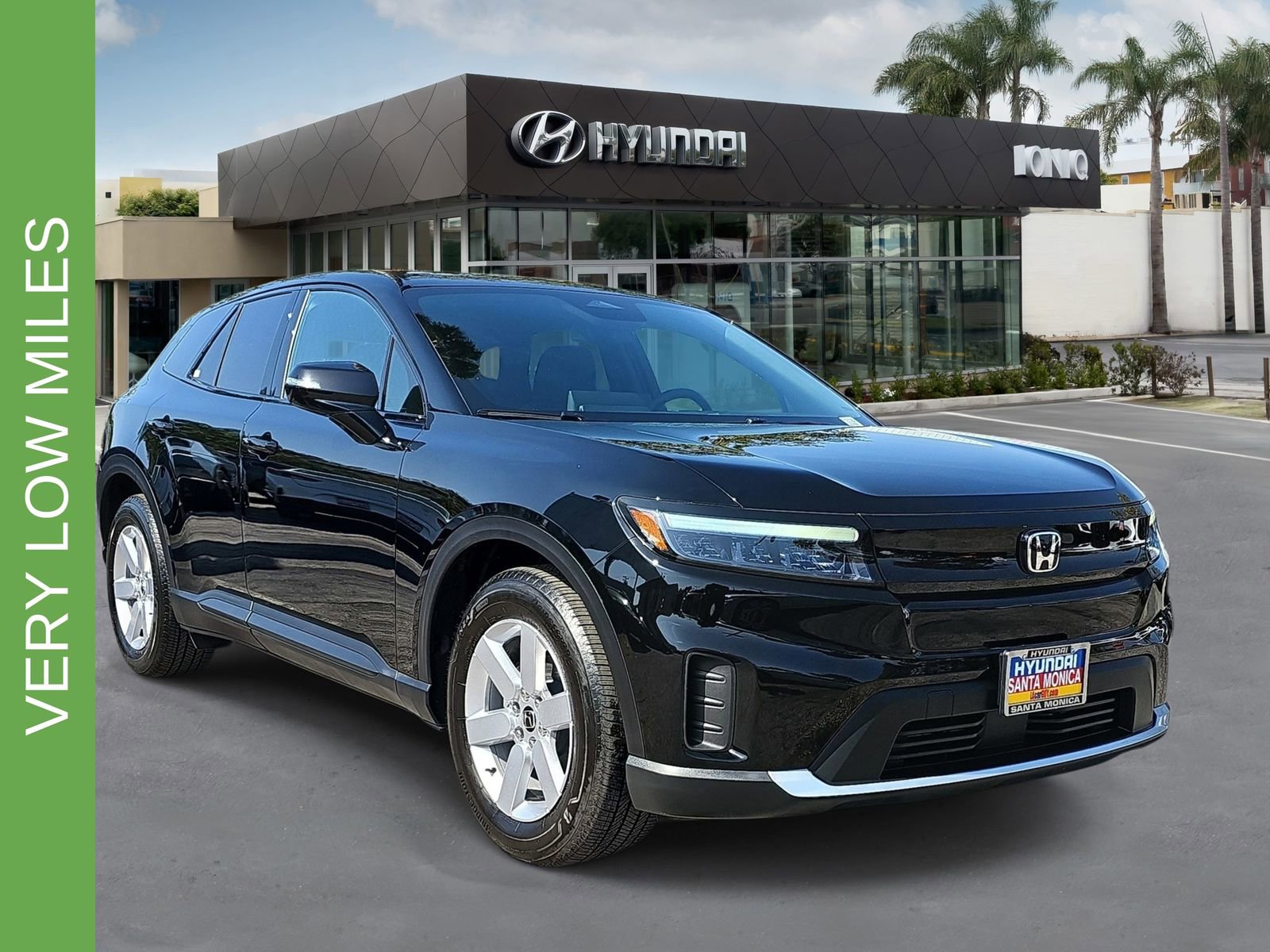 Used 2025 Honda Prologue EX image 1