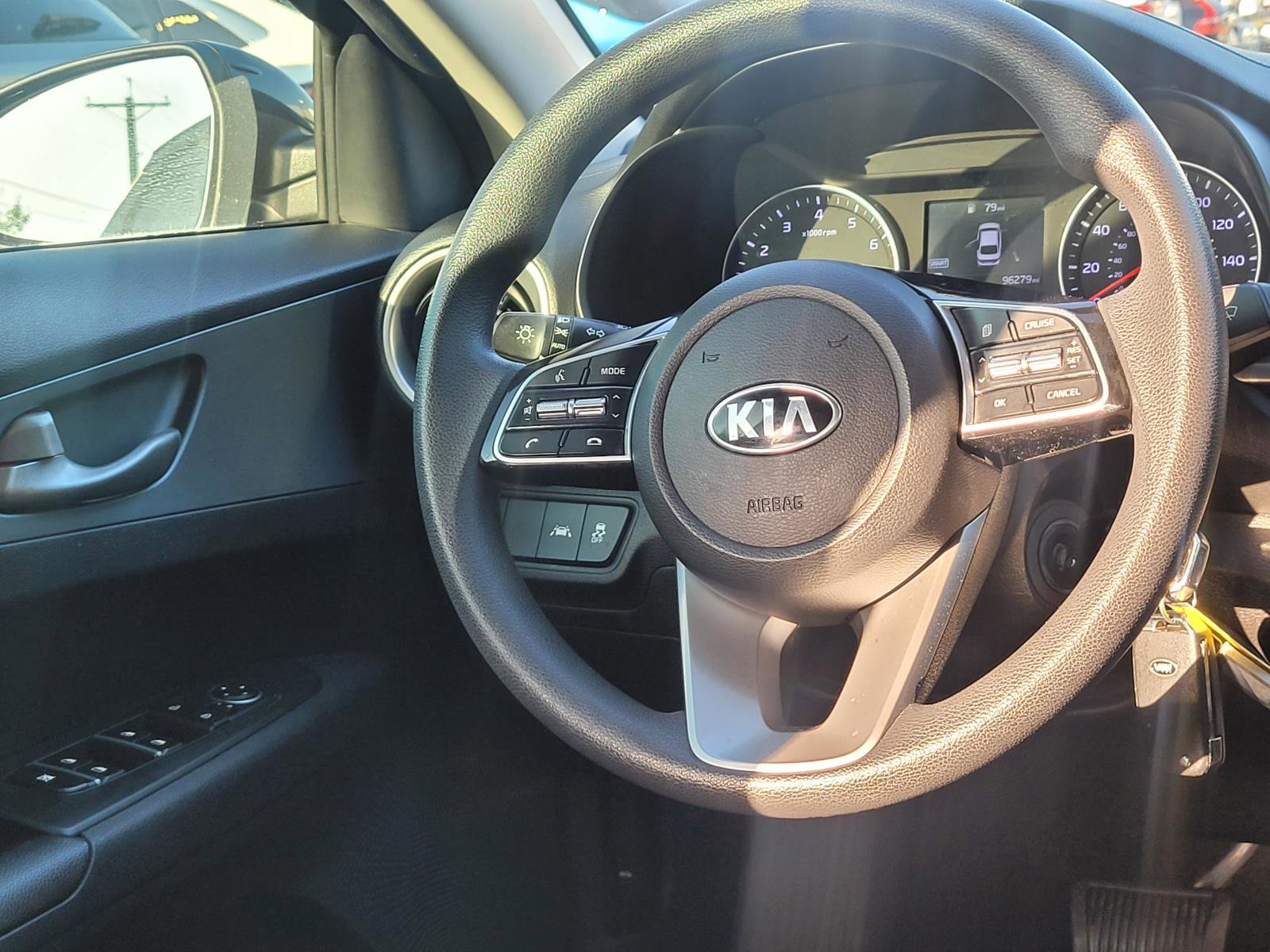 Used 2021 Kia Forte Sedan image 6