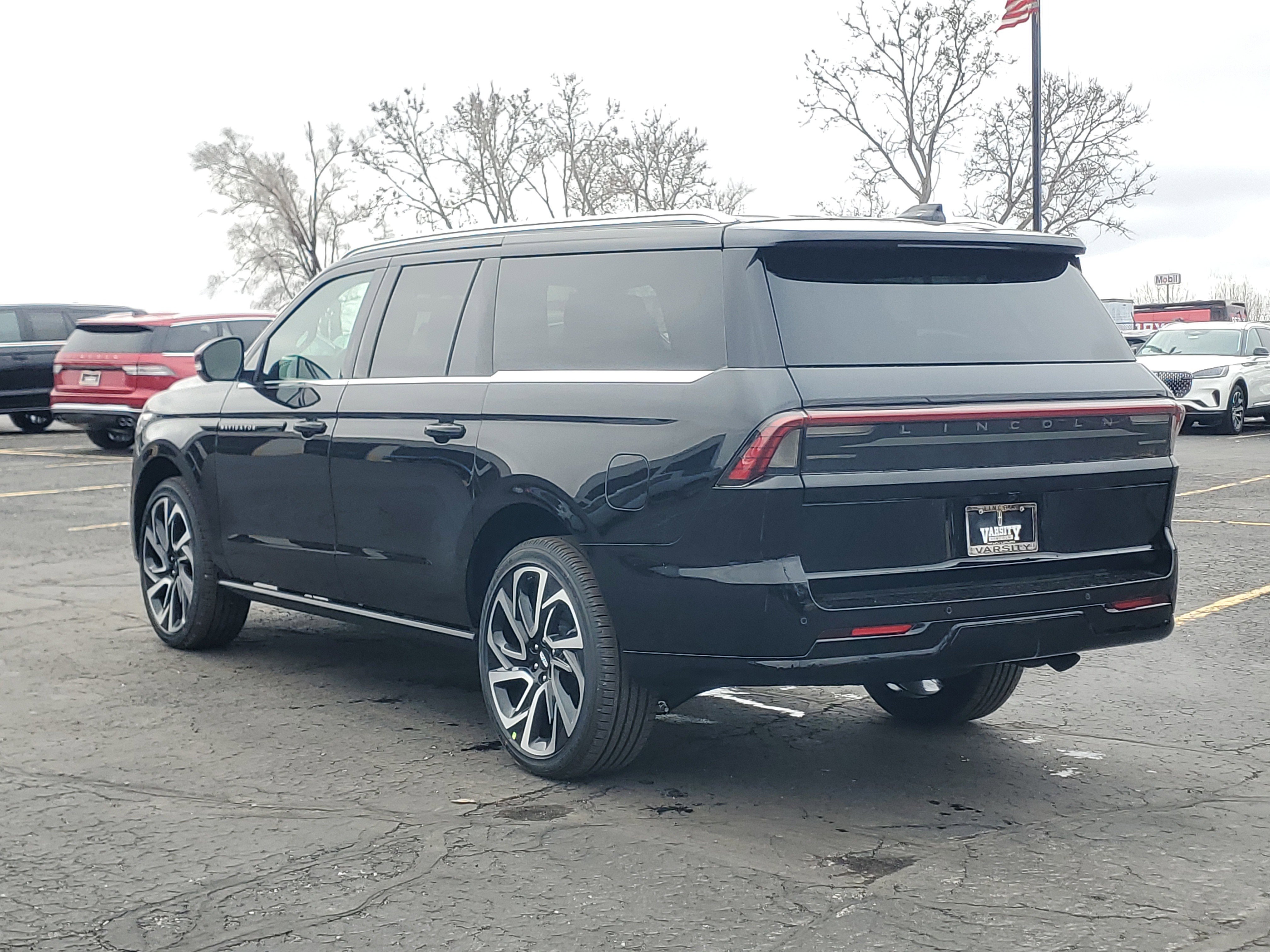 New 2026 Lincoln Navigator L Black Label image 3