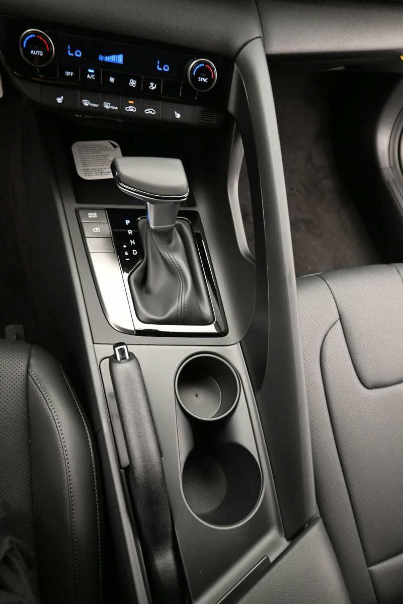 New 2026 Hyundai Elantra SEL Sport FWD image 22