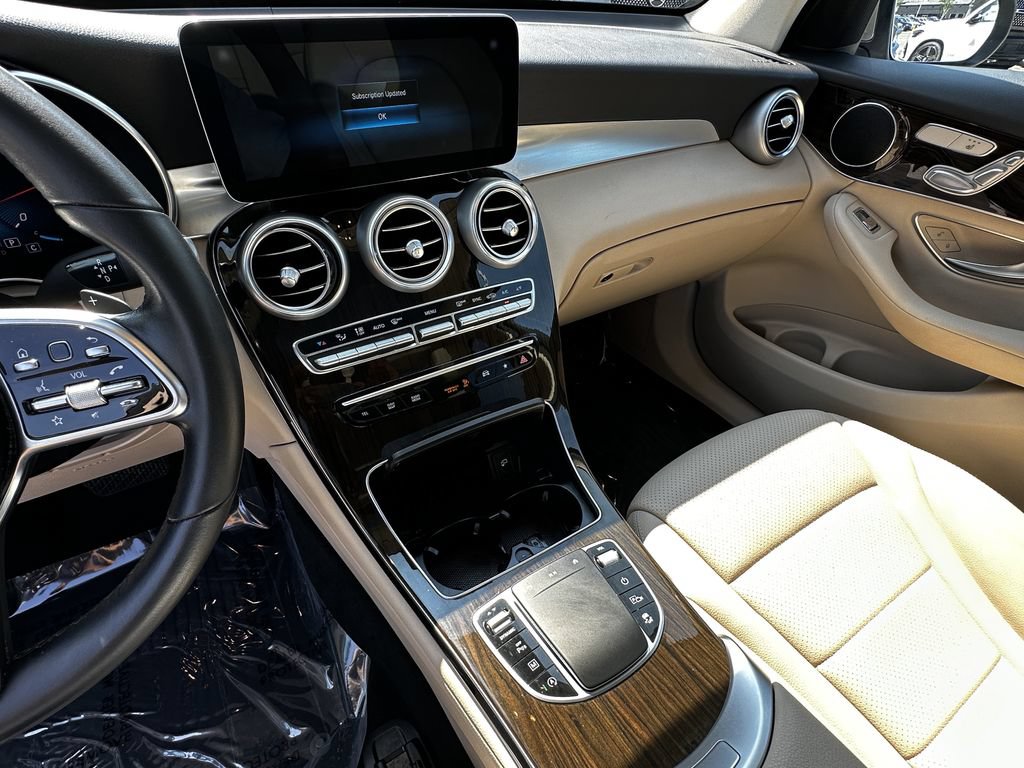 Certified 2021 Mercedes-Benz GLC 300 image 31
