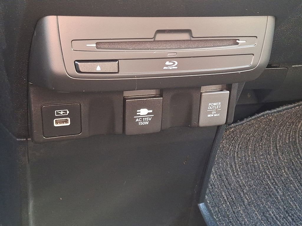 Used 2023 Honda Odyssey Elite image 25