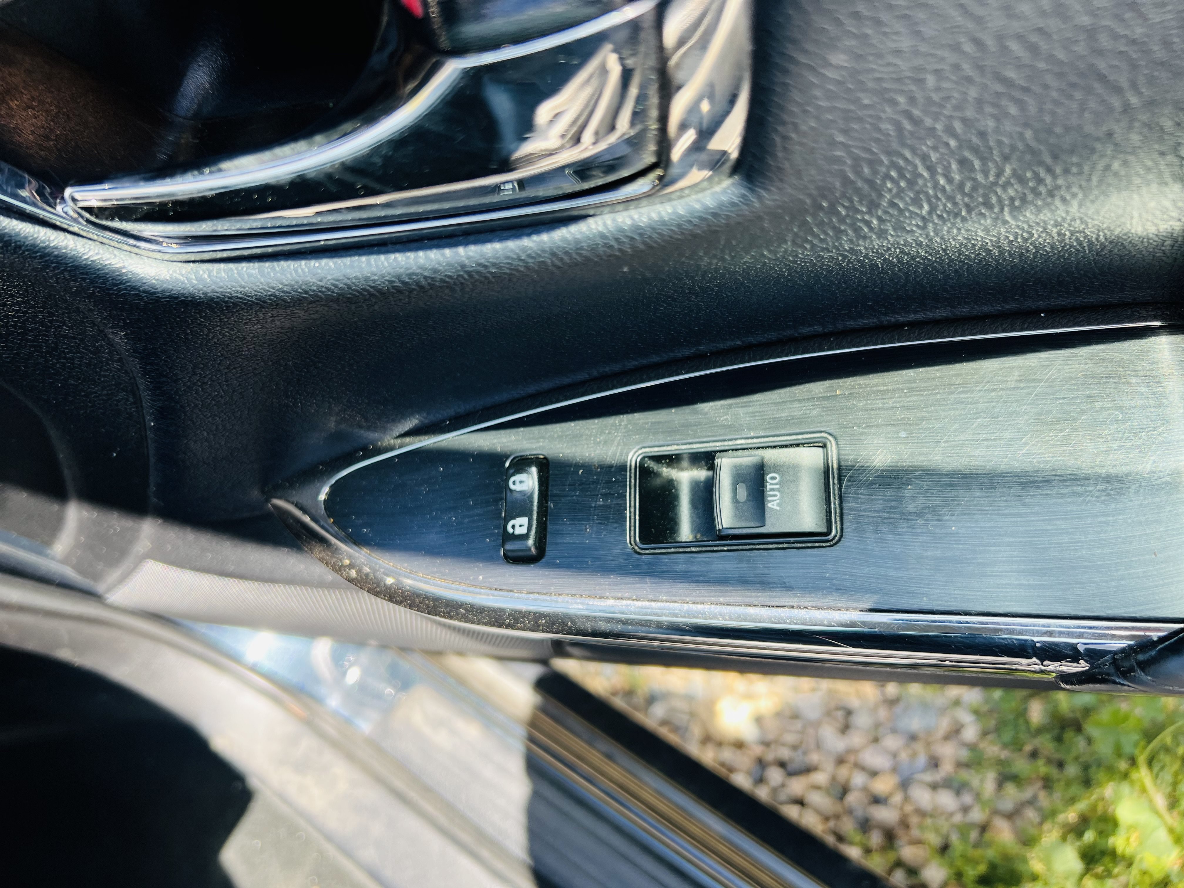 Used 2018 Toyota Avalon XLE FWD image 21