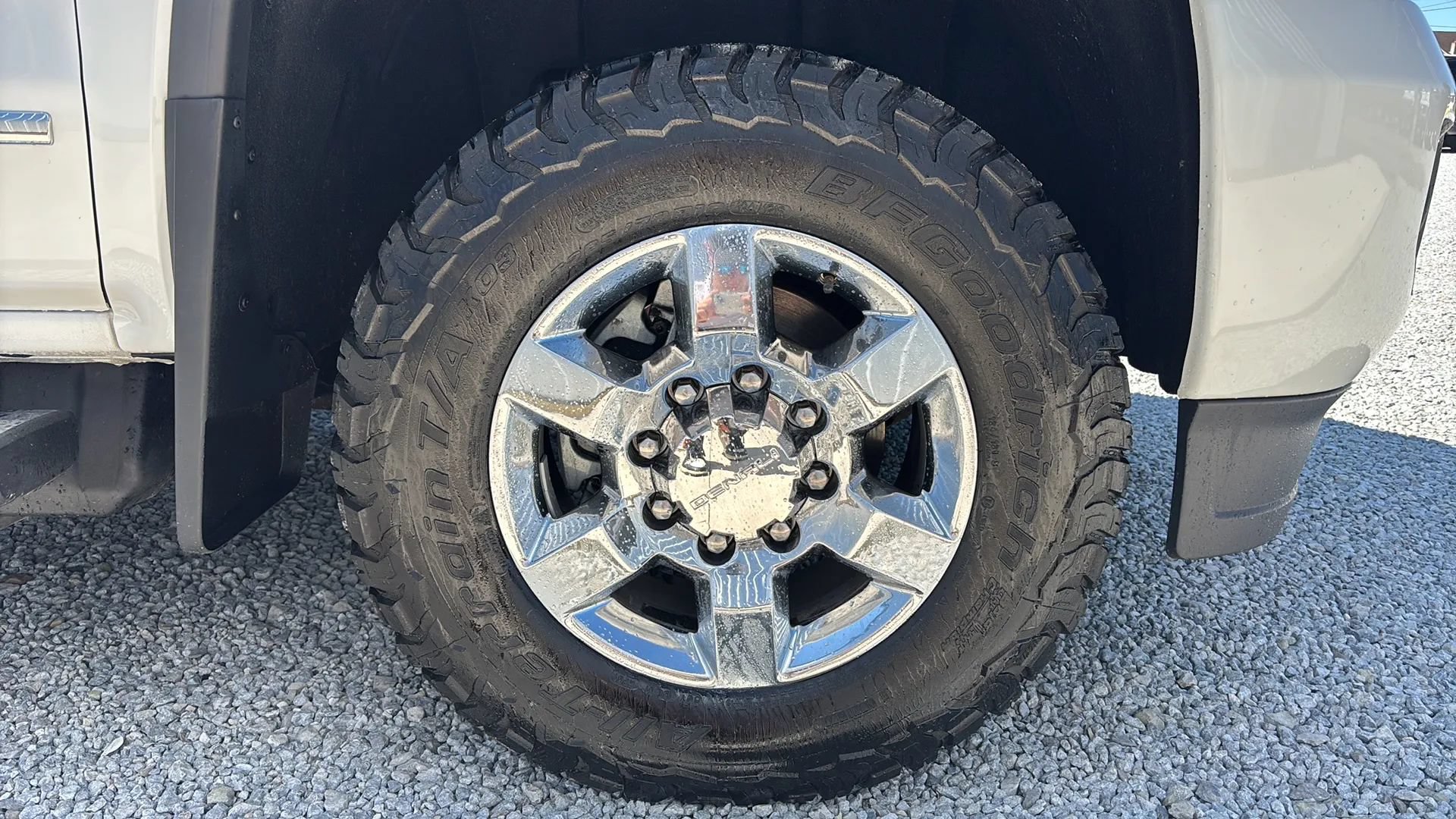 Used 2018 GMC Sierra 3500 Denali w/ Duramax Plus Package AWD/4WD image 10