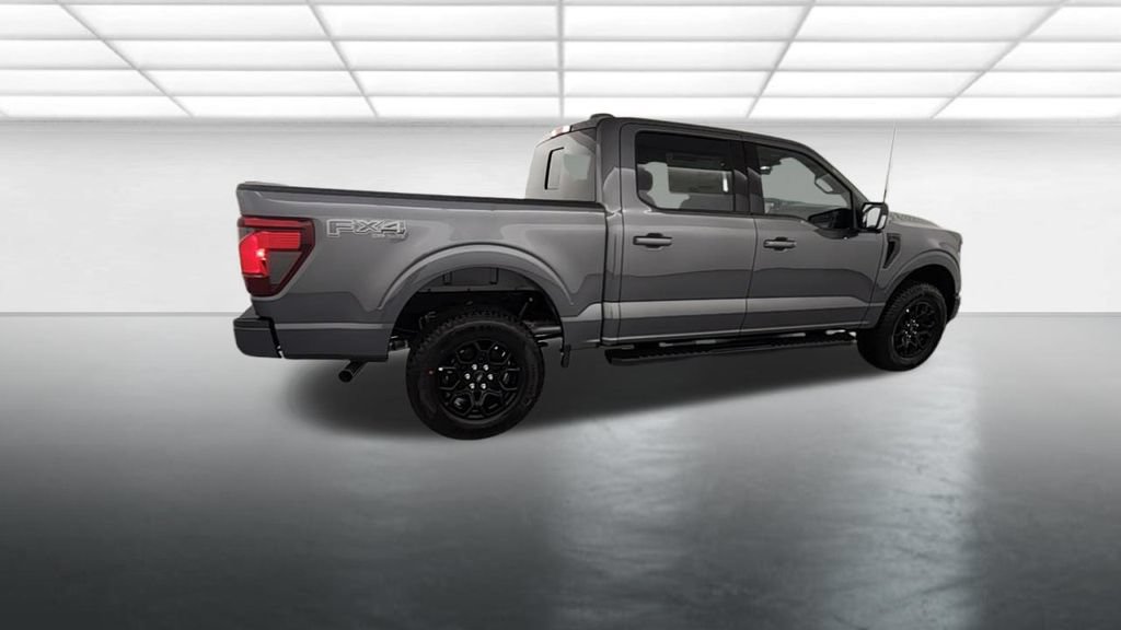 New 2026 Ford F150 XLT w/ Equipment Group 302A MID AWD/4WD image 8