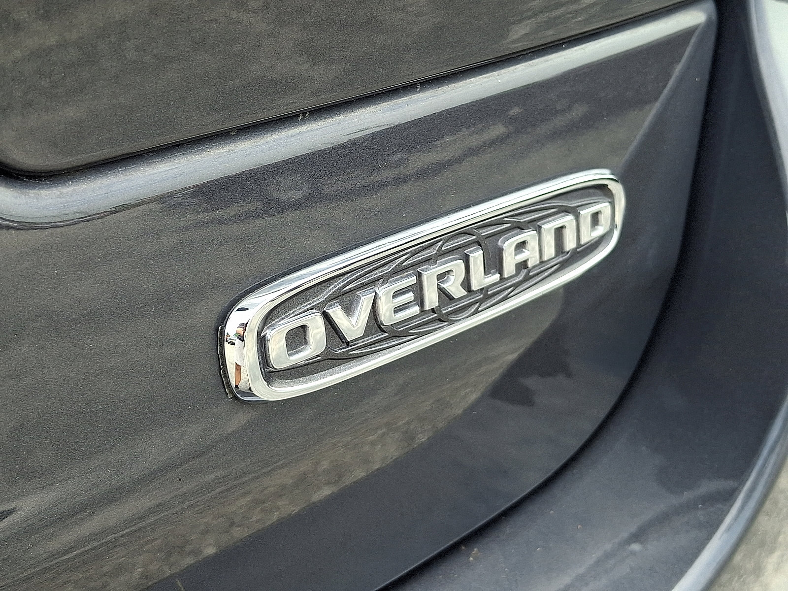 Used 2024 Jeep Grand Cherokee Overland w/ Trailer Tow Package image 32