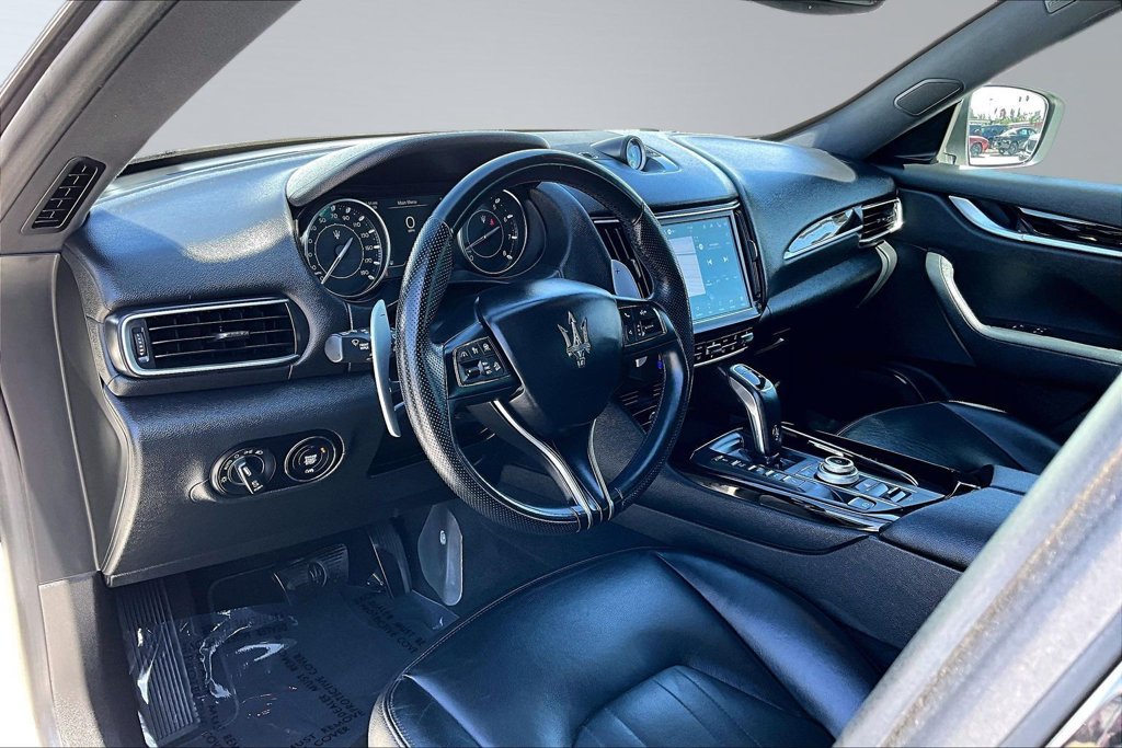 Used 2023 Maserati Levante Modena AWD/4WD image 4