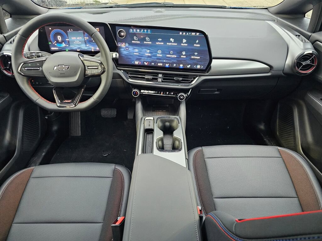 New 2026 Chevrolet Equinox EV RS image 9