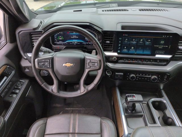 Used 2023 Chevrolet Silverado 1500 High Country w/ Z71 Off-Road Package AWD/4WD image 18