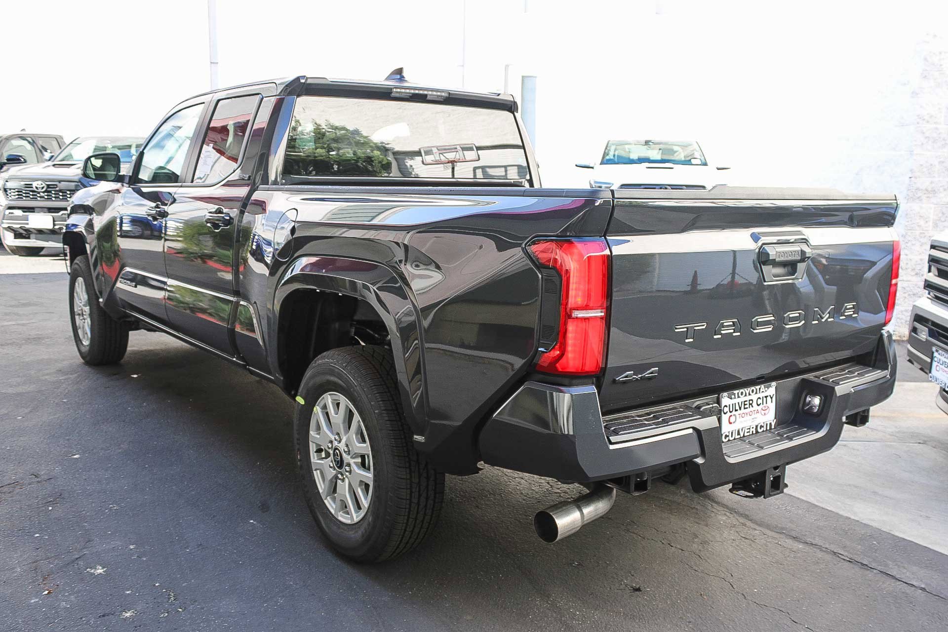 New 2025 Toyota Tacoma SR5 image 7