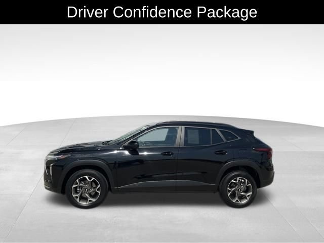 Used 2024 Chevrolet Trax LT w/ Driver Confidence Package FWD image 5
