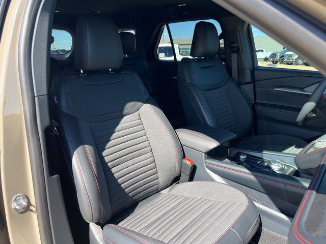 New 2027 Ford Explorer ST-Line w/ Premium Package RWD image 37