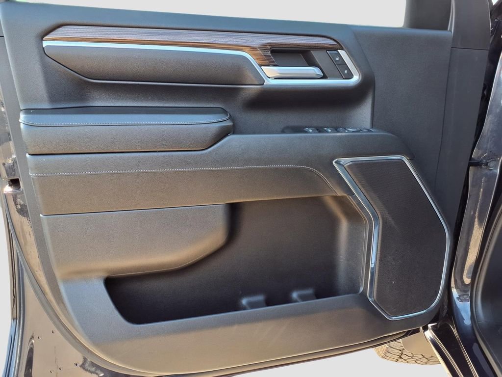 Used 2024 Chevrolet Silverado 2500 LT w/ All Star Edition image 22