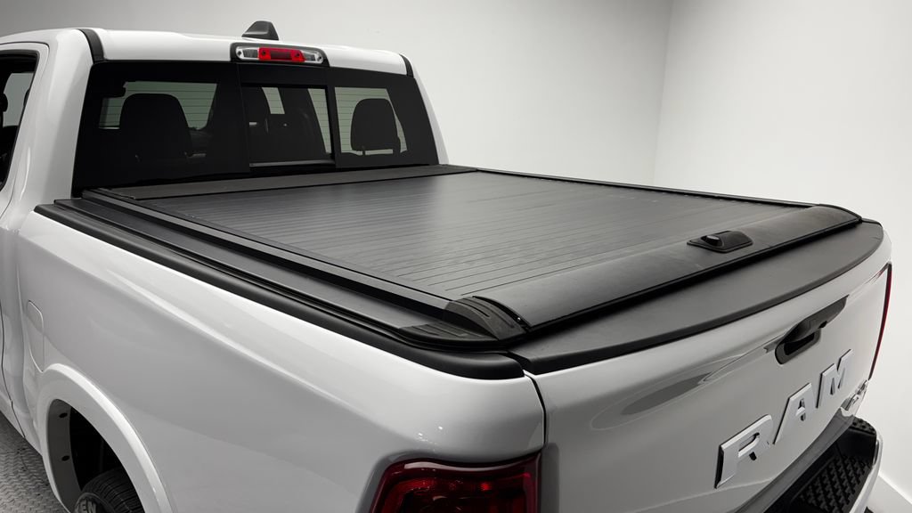 Used 2025 RAM 1500 Big Horn AWD/4WD image 11