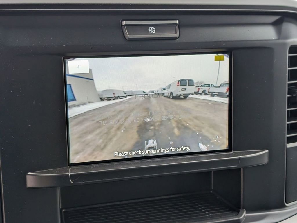 New 2025 Ford F550 4x4 Regular Cab Super Duty image 3