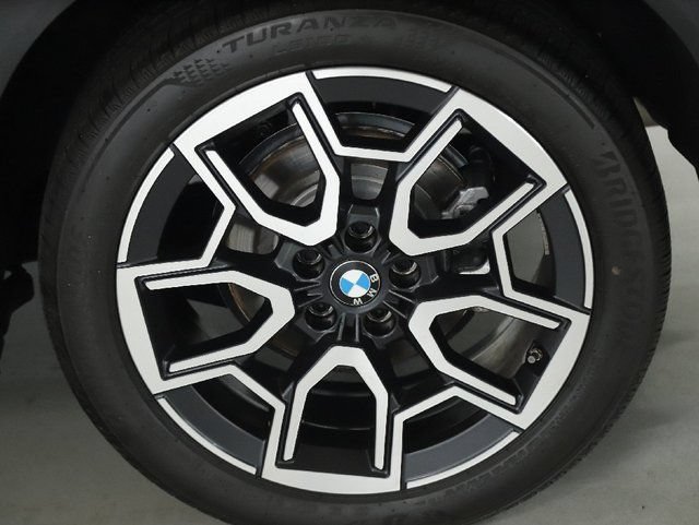 Used 2026 BMW X2 xDrive28i AWD/4WD image 44
