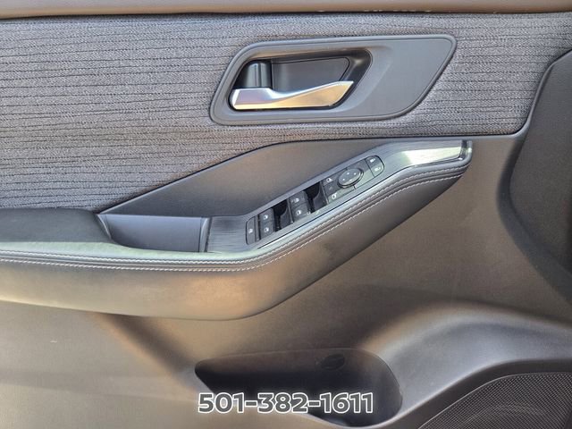 Certified 2023 Nissan Rogue SV FWD image 27