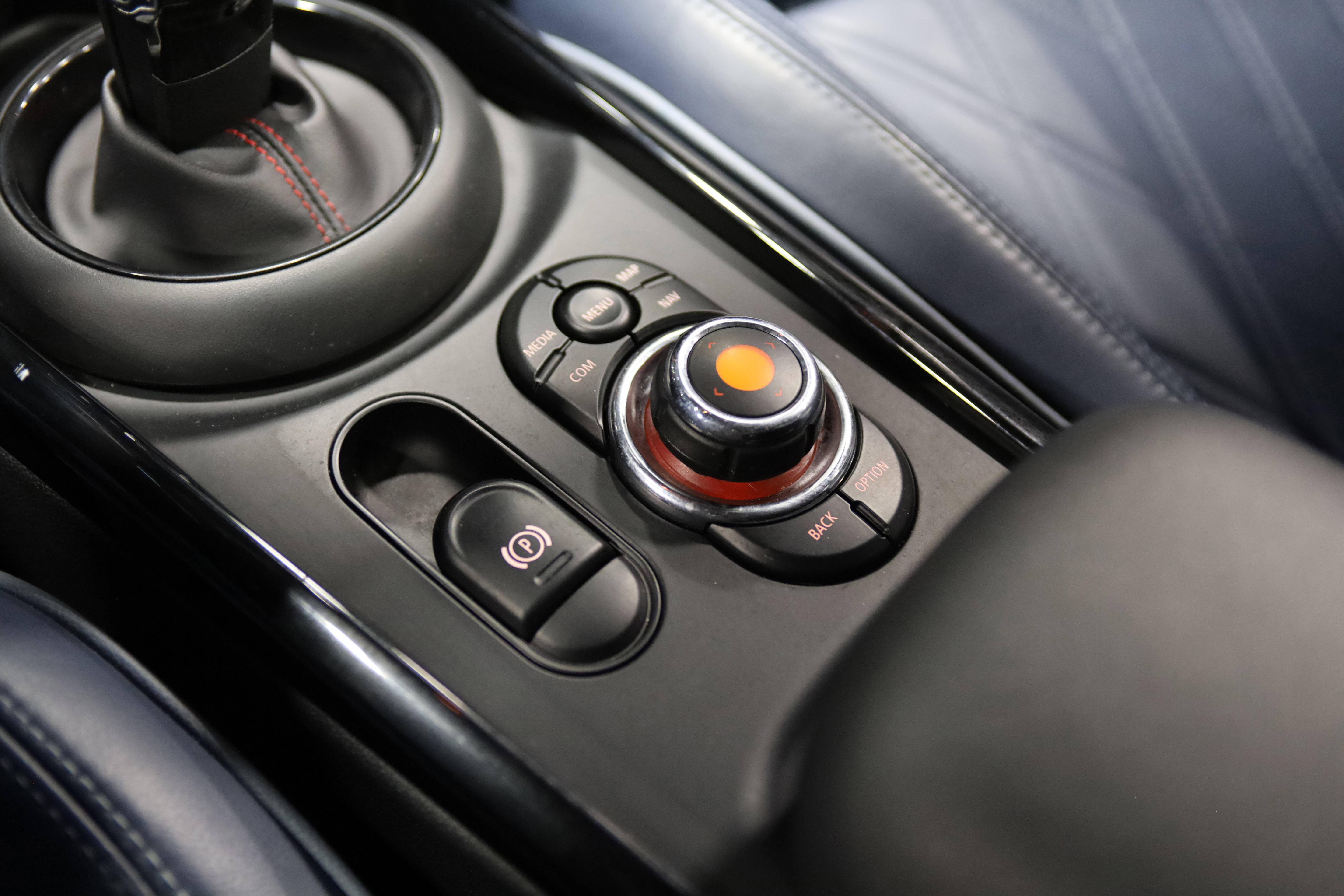 Used 2020 MINI Cooper Clubman John Cooper Works image 28