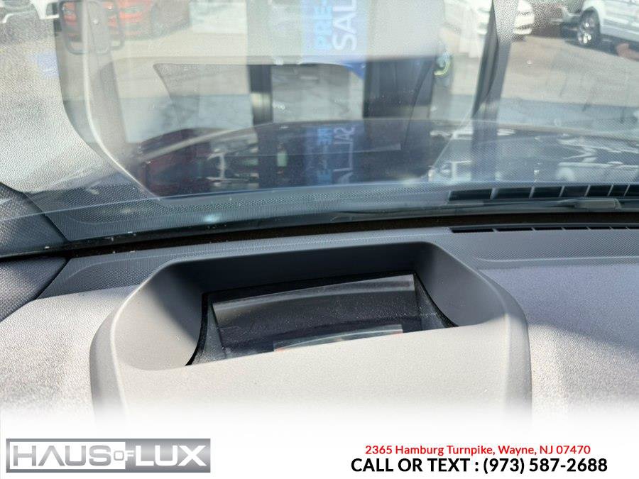Used 2018 BMW 640i Gran Turismo xDrive w/ Luxury Seating Package AWD/4WD image 34